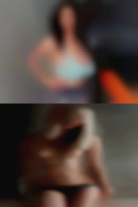 Someone thats woman layed nude back!